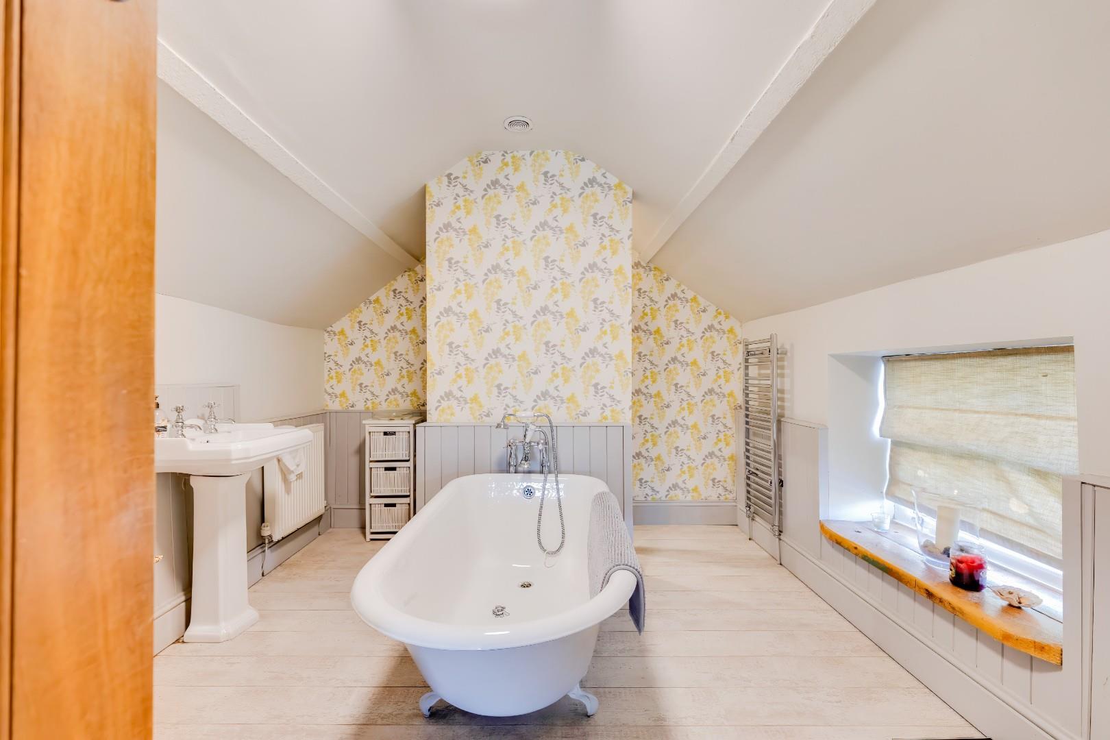 Redlands House, Bonvilston, Cardiff, CF5 6TQ